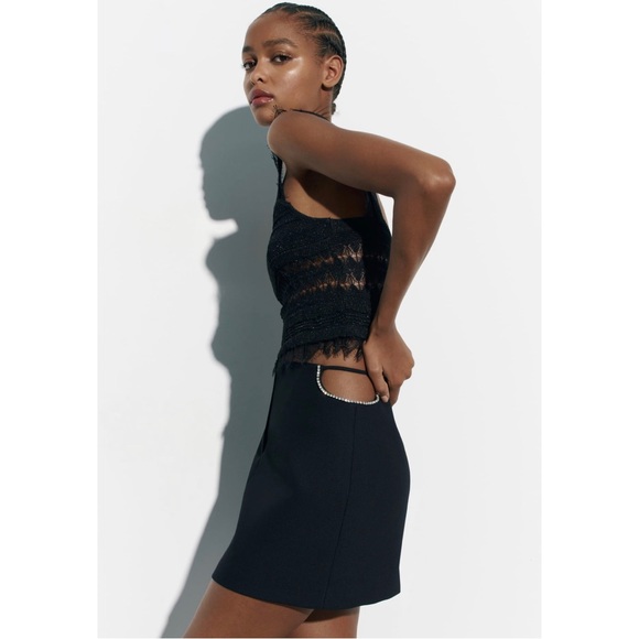 ZARA BLACK MINI SKIRT - Picture 3 of 7